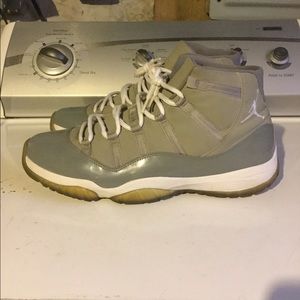 Air Jordan Retro 11 Cool Grey
